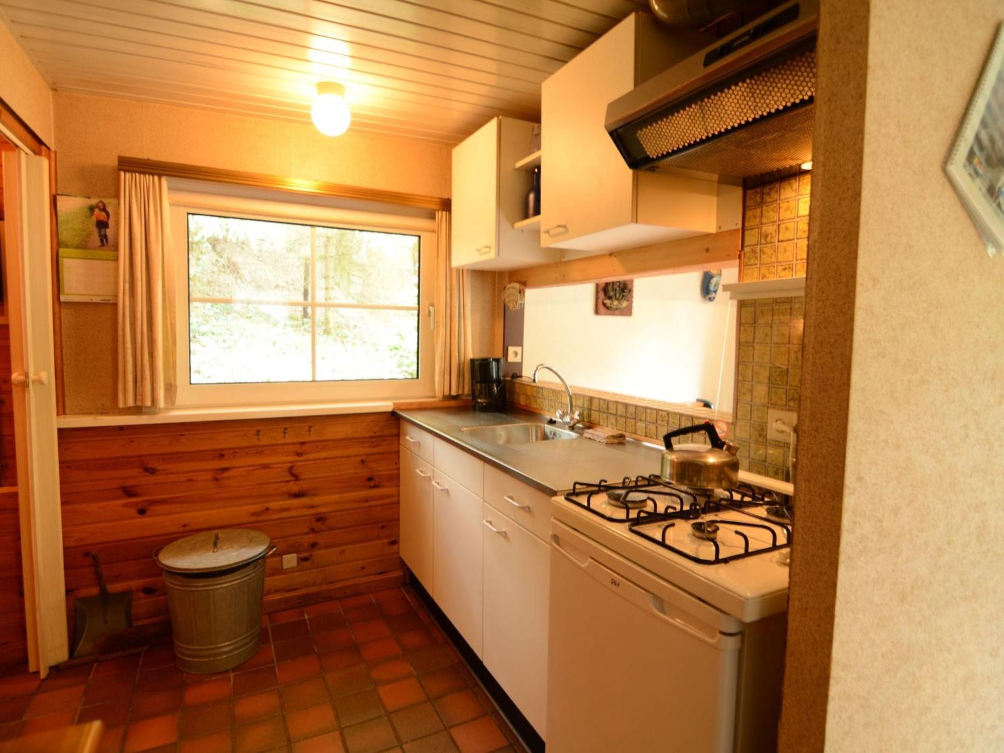 Peacefully Chalet In Lanklaar With Garden Dilsen-Stokkem Eksteriør billede